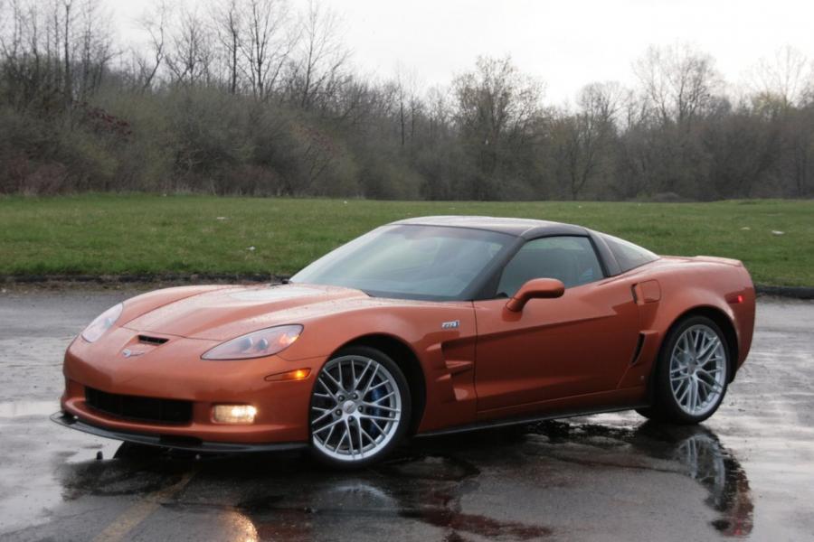  Chevrolet Corvette ZR1 2009 года  (фото 262 из 290)